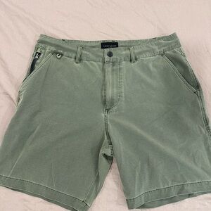 Lucky Brand Men's Olive Flat Front Shorts
